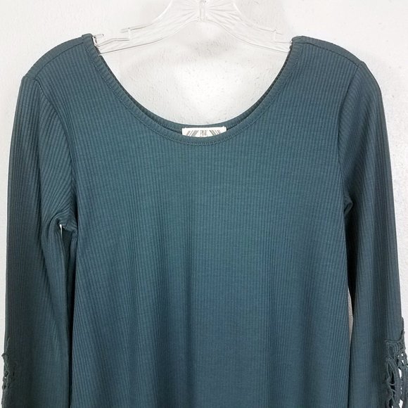 Pink Rose Crochet Long Sleeve Scoop Neck Turquoise Medium Shirt Top Blouse - Picture 2 of 8